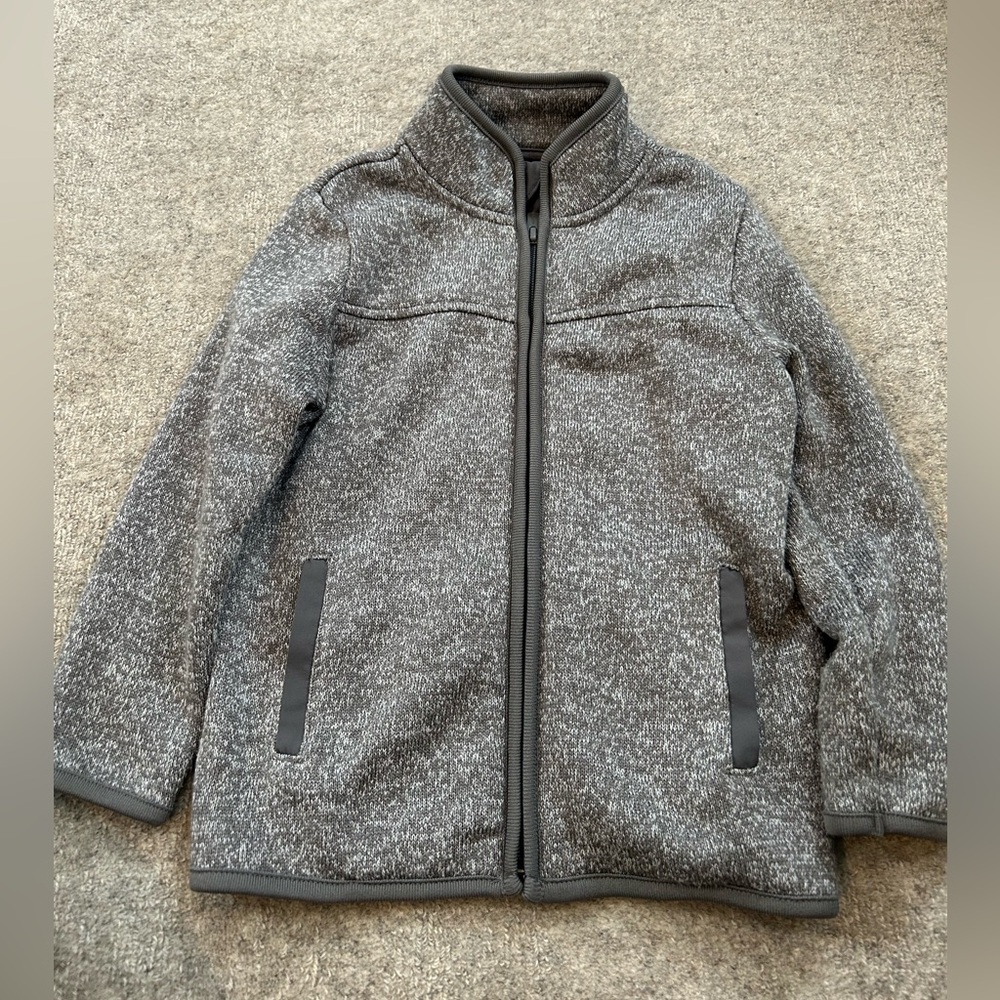 Old navy boys fleece jacket. Size 5.